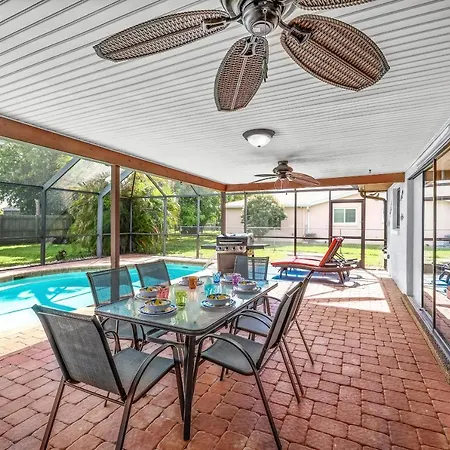 Dream Family Vacation, Pool Fun - Villa Florida Flair